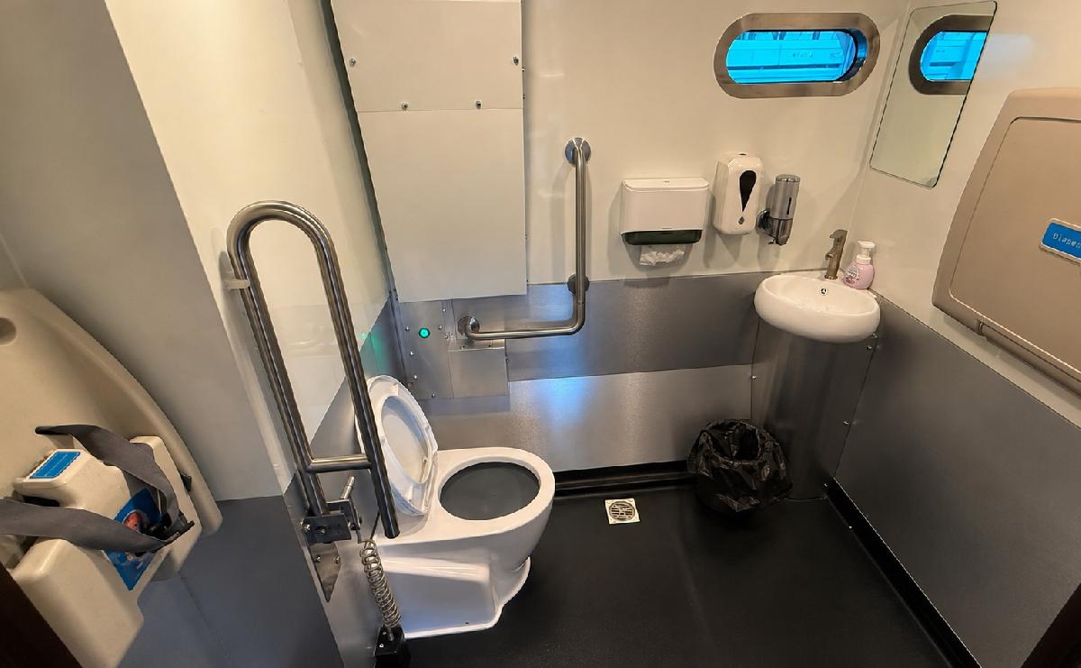 Luxus auf Schienen - Thailand entwickelt eigenen Reisezugwagen - Ein Zug als Symbol für Thailands Hightech-Ambitionen Symbolfoto 2
