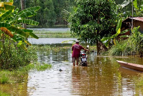 Monsun, der Taifun Noru und nun Tropensturm Sonca - Reisenews Thailand - Bild 2  Gerhard Veer