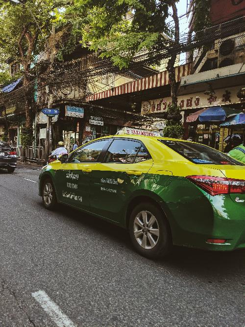 Move Forward Abgeordneter macht Druck auf Phukets Taxi-Mafia - Reisenews Thailand - Bild 2