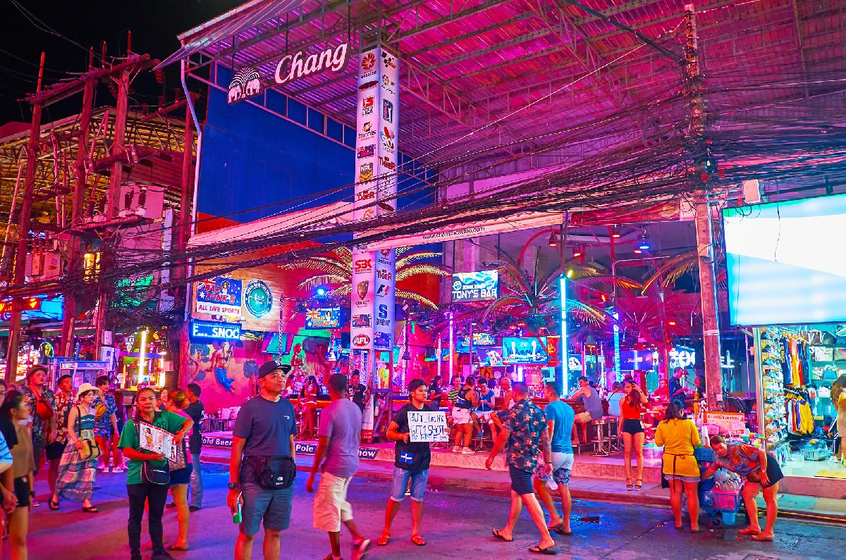 Nach der Brandkatastrophe in Bangkok - Phuket verschärft Sicherheitskontrollen auf der ganzen Insel Symbolfoto 2