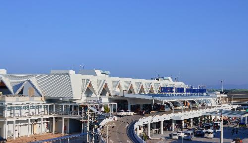 Bild Phuket Airport - Kapazitätsengpässe und Erweiterungspläne