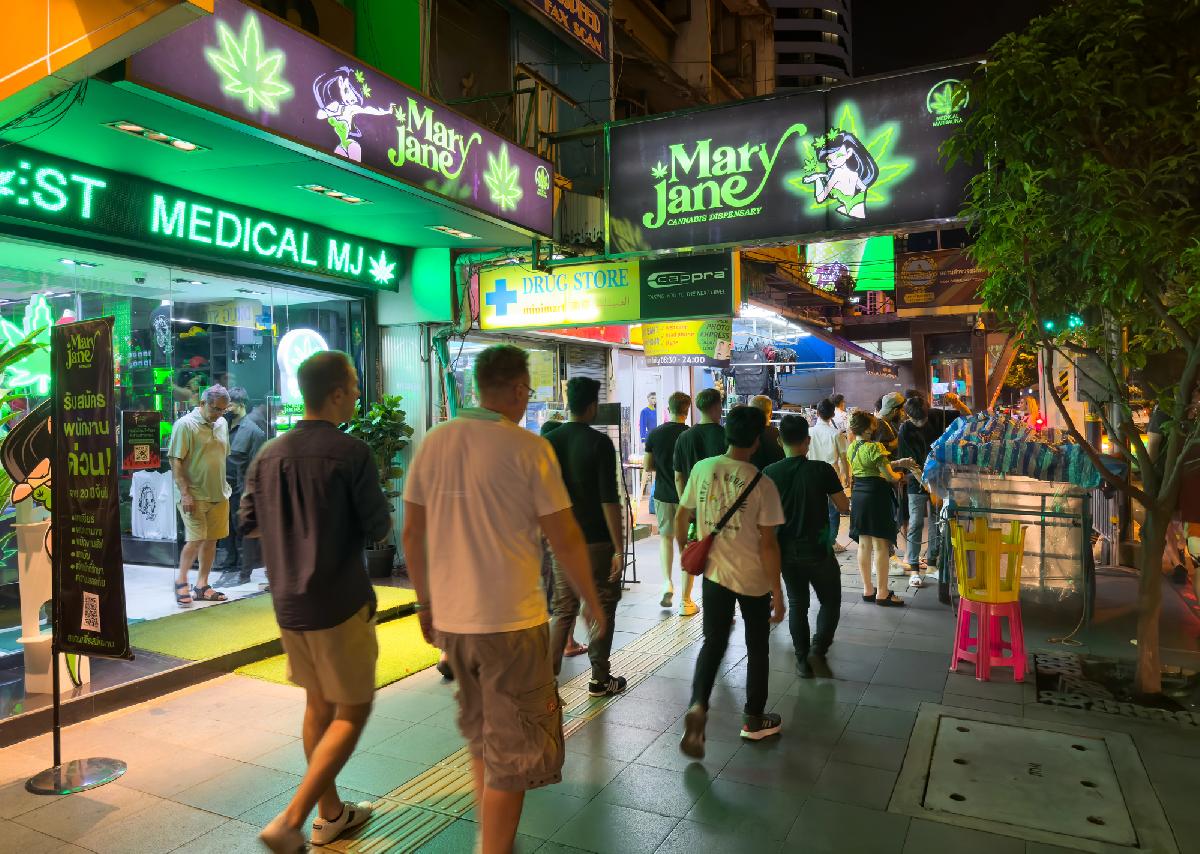 Phuket geht gegen Cannabis-Shops vor: 35 weitere zu, 112 auf Pause - Immer mehr Cannabis-Shops werden geschlossen- droht jetzt eine Versorgungskrise? Symbolfoto 3