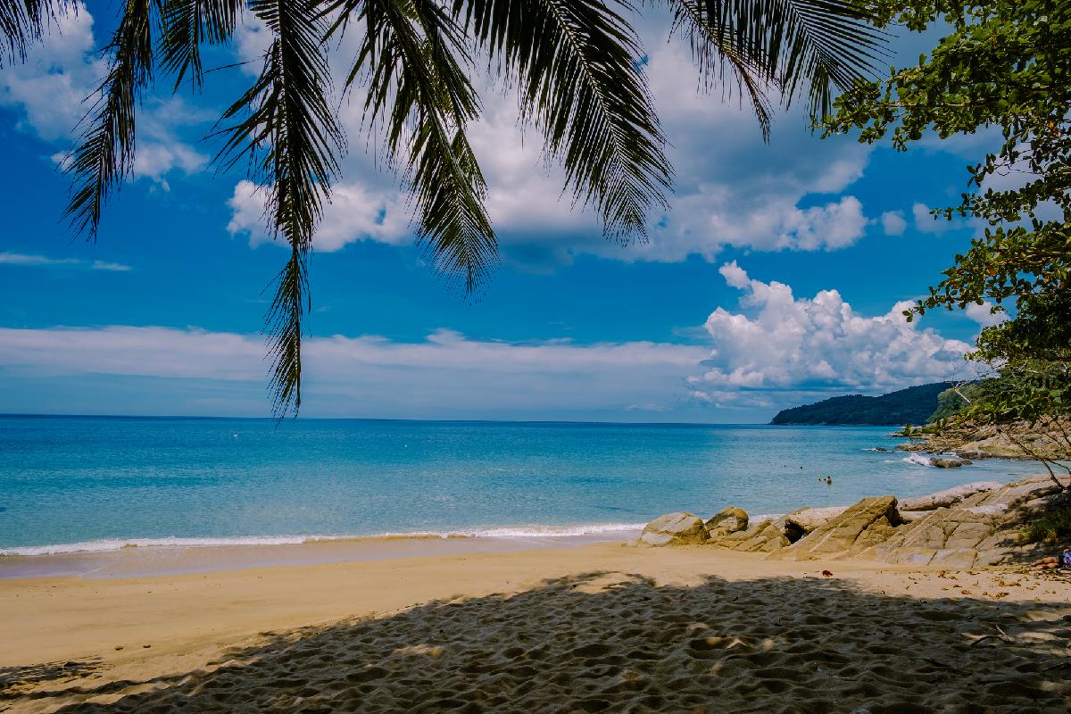 Phukets Banana Beach schafft es auf Platz 6 weltweit - Von Phuket in die Welt: Banana Rock Beach spielt jetzt in der Top-Liga Symbolfoto 4