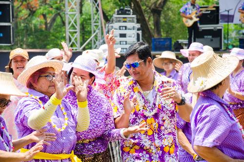 Premiere des Maha Songkran World Water Festival 2024 Thailand