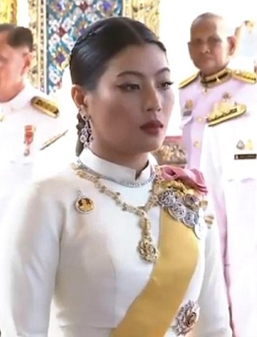 Prinzessin Sirivannavari Nariratana - Das Leben der kreativen und sportlichen Tochter des Königs Maha Vajiralongkorn Bild 1