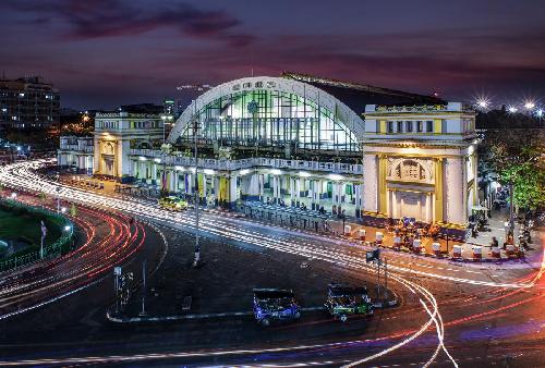 Scam am thailändischen Bahnhof - falsche Bahnhofsmitarbeiter - Touristenfalle am Hauptbahnhof Hua Lamphong Bangkok! ⚠️ Bild Scam am thailändischen Bahnhof - falsche Bahnhofsmitarbeiter