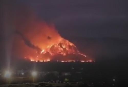Bild Schockierendes Ereignis - Der Berg brennt