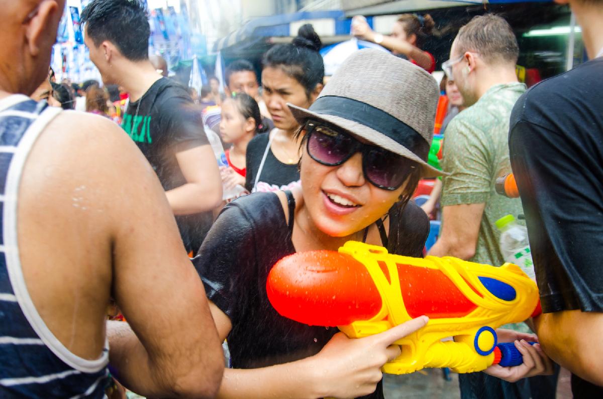 Songkran auf Phuket - Programm 2026 - Phuket dreht durch - Wasser, Beats, Wahnsinn Symbolfoto 13