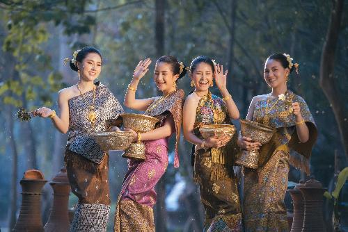 Bild Songkran Song - Thai, Englisch und Deutsch