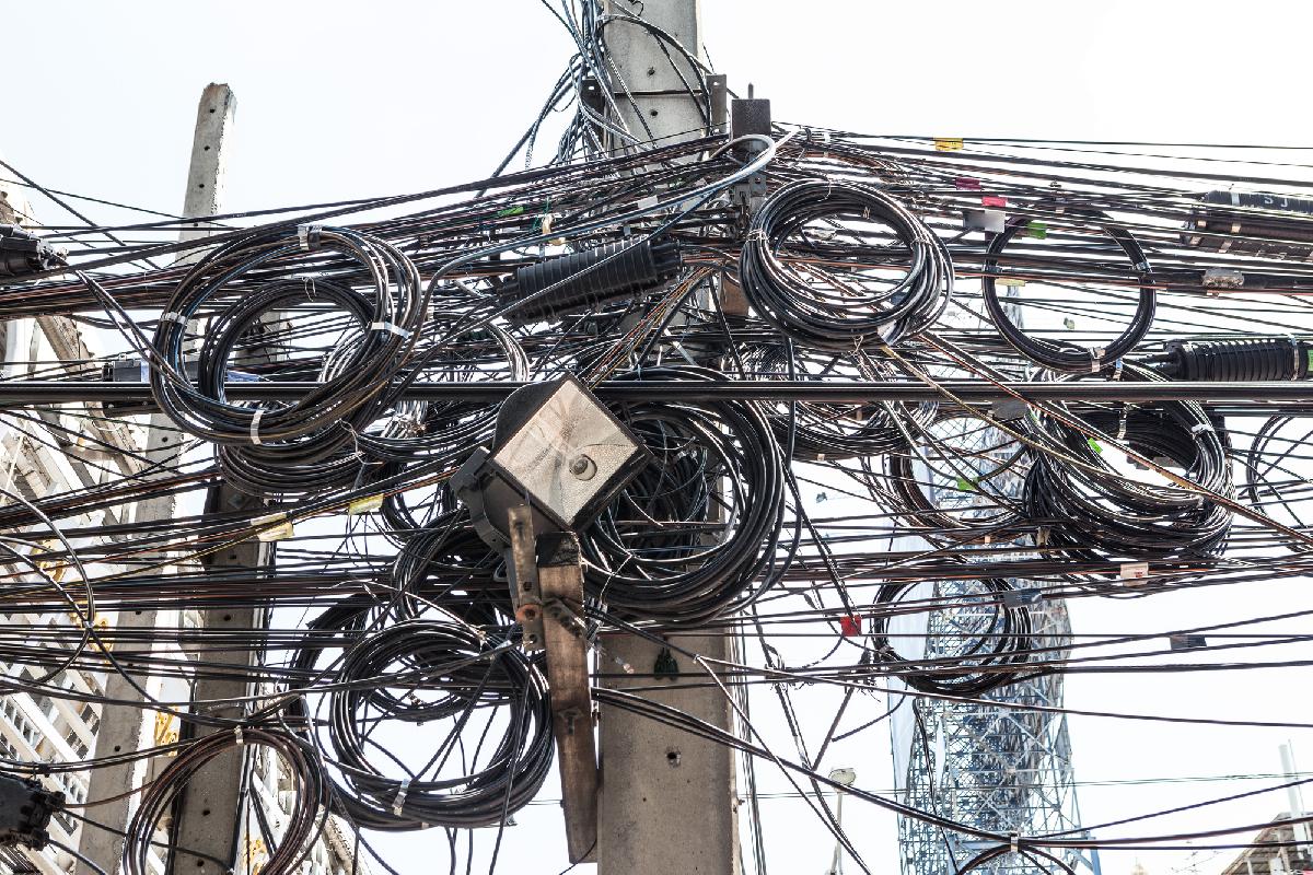 Stomkabel-Chaos am Patong kommt unter die Erde - 224-Millionen-Baht-Projekt lässt Phukets Kabelsalat verschwinden Symbolfoto 2