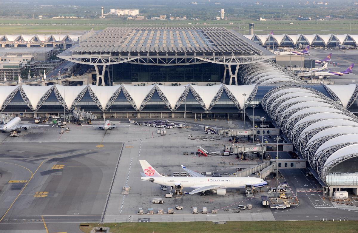 Streit zwischen THAI Airways und dem Flughafen Suvarnabhumi - Drei oder vier Stunden - wie lange vor Abflug müssen Passagiere eintreffen? Bild 1