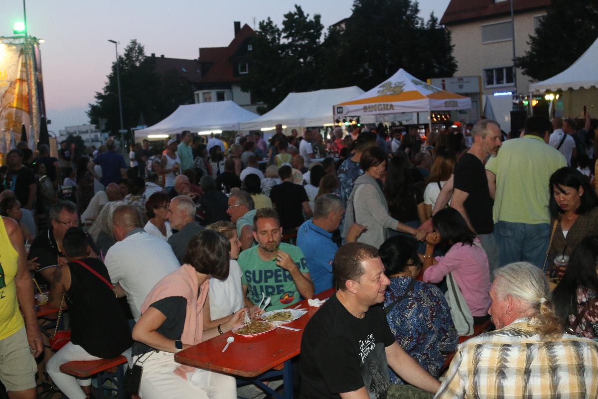 Thai Street Food & Culture Festival 2026 in Böblingen - Nach mehrjähriger Pause ein Wochenende voller Thailand Symbolfoto 5