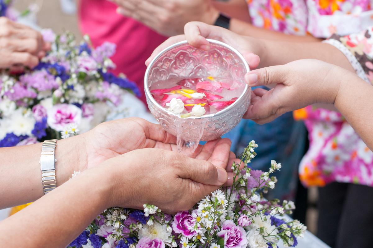 Thailand 2024 - einmonatiges Neujahrs-Wasserfestival - Verlängertes Songkran, ein Monat voller Festlichkeiten & Wasserspiele Bild 2