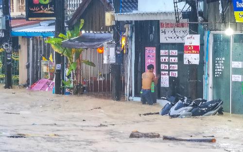 Bild Thailand-Wetter: Unruhige Tage f�r Urlauber - besonders im S�den