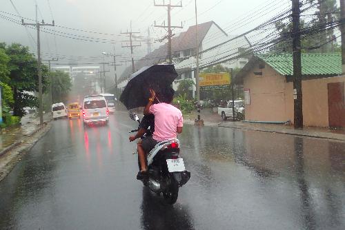 Thailand-Wetterwarnung: Khle und heftige Regenflle - Reisenews Thailand - Bild 1