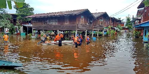 Thailands Osten im Regenchaos, der Sden kmpft mit Fluten - Reisenews Thailand - Symbolfoto 1  Gerhard Veer