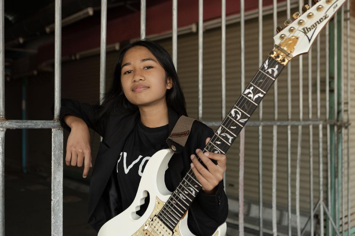 Thailands Wirtschaftsriese CP fördert Nene Royal langfristig - 🎸 🇹🇭 Vom Nachtmarkt zum Times Square - und jetzt ein CP-Stipendium Symbolfoto 1