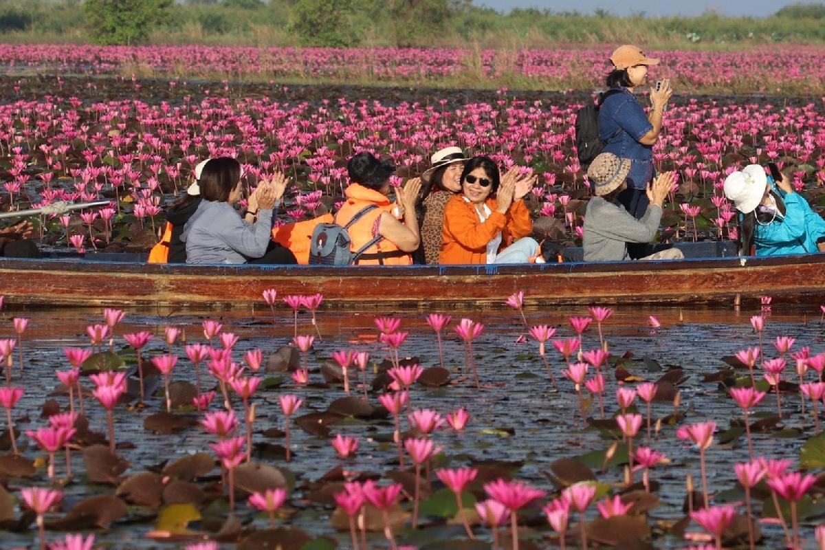 ThailandSun: Wir machen alles kaputt! Wirklich? - Wie ein kleiner deutscher Reiseführer Thailands letzte Paradiese zerstört 😎 Symbolfoto 6