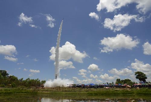 Tragisches Unglck beim Raketenfestival in Roi Et - Reisenews Thailand - Bild 1