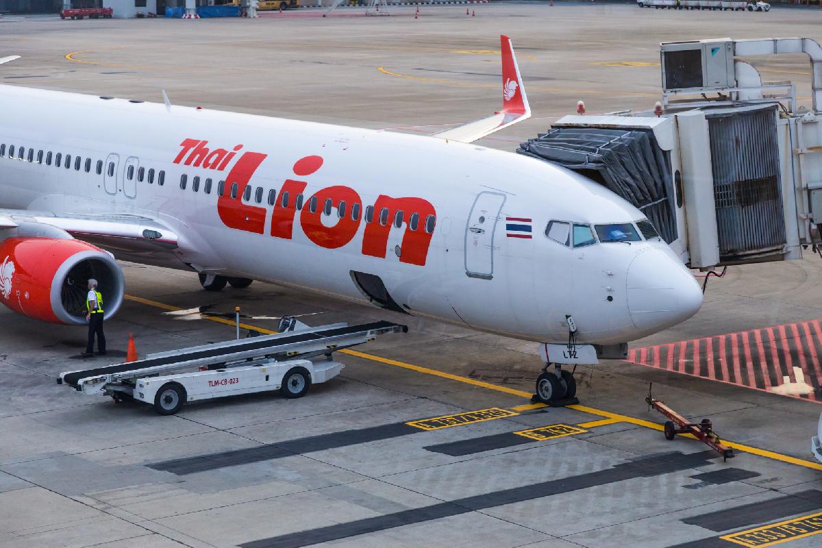 Treibstoffkrise trifft Thailand-Flüge und Airlines ins Mark - Wenn Kriegspolitik irrer Tattergreise plötzlich am Gate ankommt Symbolfoto 3