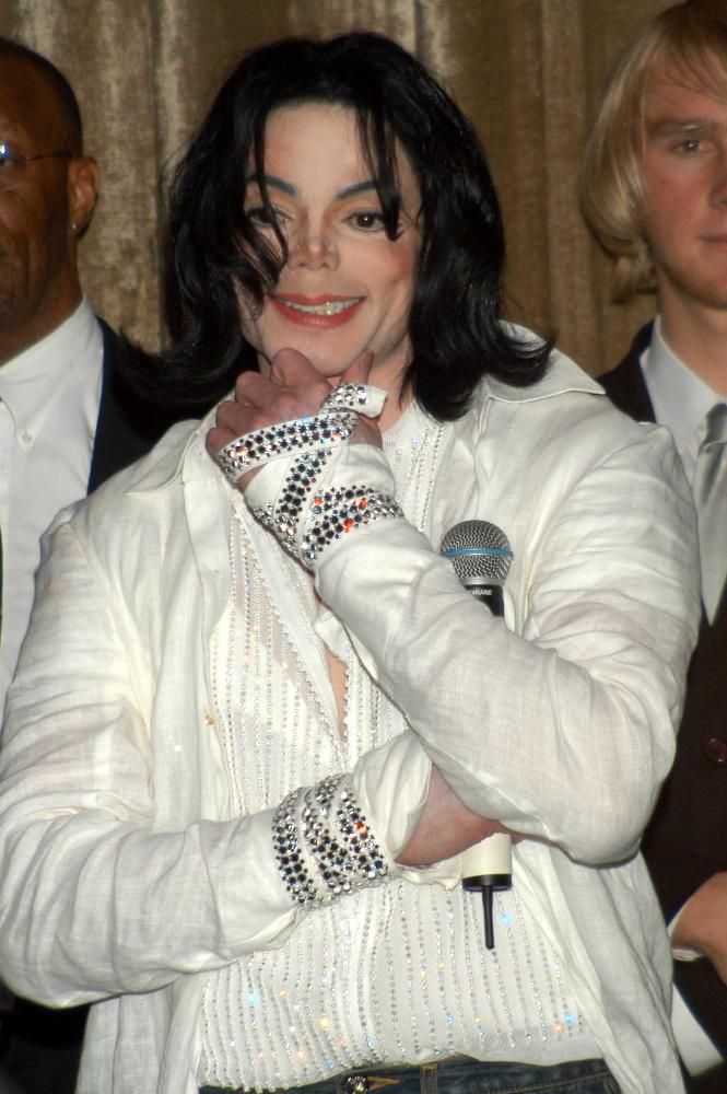 Vor 30 Jahren begeisterte Michael Jackson Bangkok - Der King of Pop in Bangkok - Ein Blick Zurück auf 1993 Bild 1