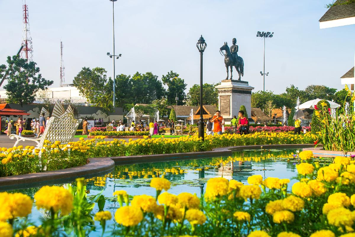 Wan Chulalongkorn - Feiertag in Thailand - Der Gedenktag für Thailands geliebten König Rama V. Symbolfoto 2