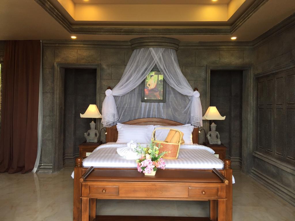 Was wurde aus dem Le Palais auf Koh Phangan? - Das Hotel, das gebaut wurde, um wie eine jahrhundertealte Ruine auszusehen – und nun eine echte wird. Symbolfoto 3