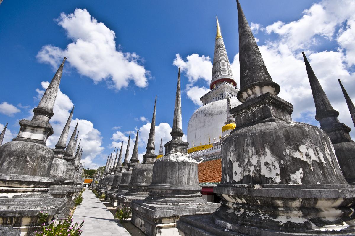 Wat Phra Mahathat Woramahawihan - Nakhon Si Thammarat. - Wird einer der bedeutendsten Tempel Thailands zum Weltkulturerbe? Symbolfoto 1