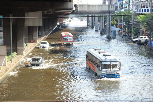 Wetterwarnung für fast alle Landesteile Thailands - Thailand erwartet kräftige Regengüsse und Überschwemmungen Bild Wetterwarnung für fast alle Landesteile Thailands