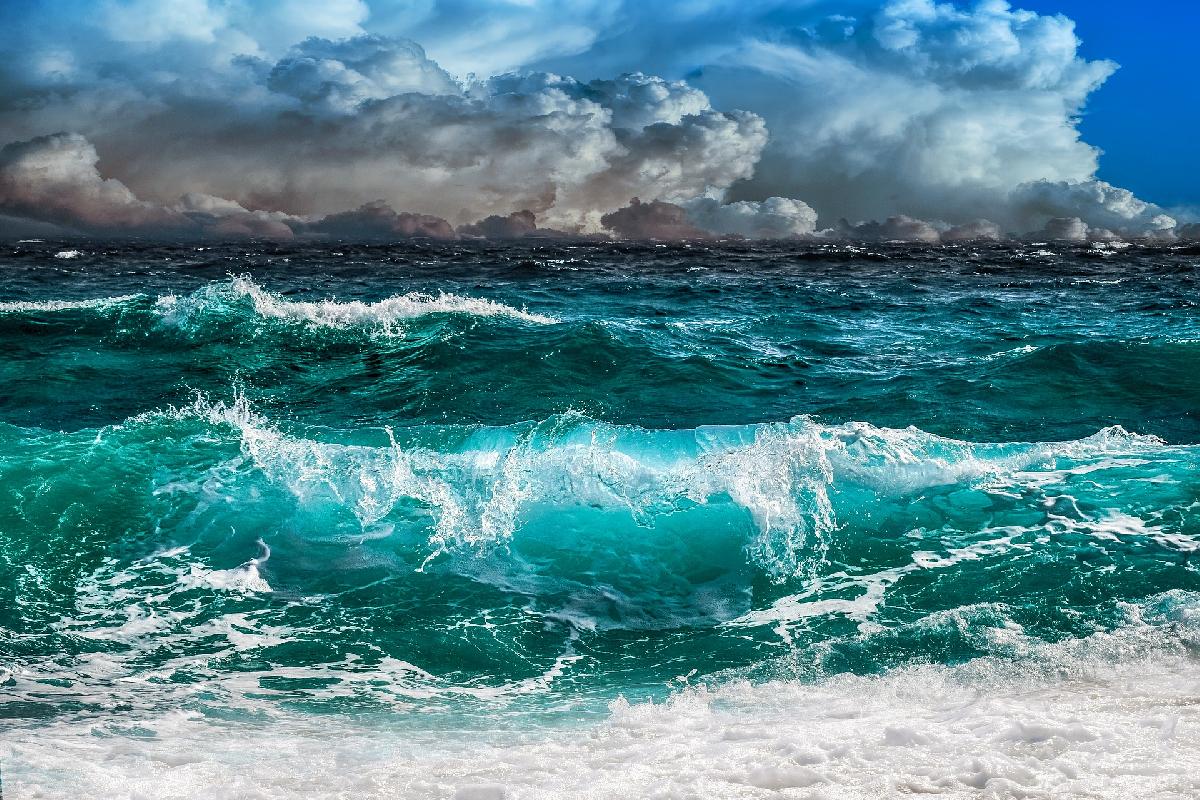 Wetterwarnung für Thailand: Starkregen, Sturzfluten und hohe Wellen - ⚠️ Besondere Vorsicht bei Bootsfahrten im Süden Symbolfoto 4