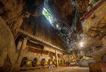 Chiang Dao Cave Chiang Mai - Über 100 Höhlen auf 12 Kilometer Länge