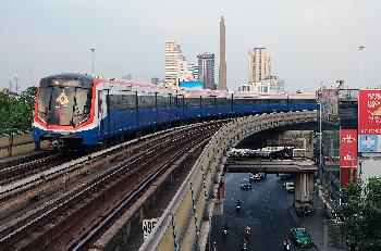 Zoom Bangkok BTS - Picture CC by kallerna - https://commons.wikimedia.org/wiki/User:Kallerna