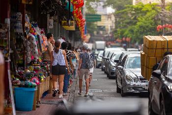 Zoom Song Wat Road Sehenswertes Bangkok - 1