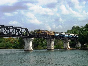 Zoom River Kwai Brcle Kanchanaburi