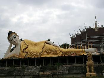  Wat Prathat Suthon Mongkot Kiri - Bild 2