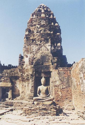 Phra Prang Sam Yot