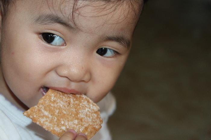 Bild Leckeres Essen für Kinder im Thailandurlaub