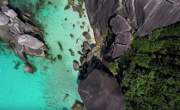 Video Donald Duck Bucht auf den Similans