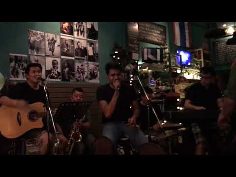 Livemusik im Borwn Ale - Ayutthaya Video