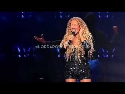 Start Video Mariah Carey in Bangkok 