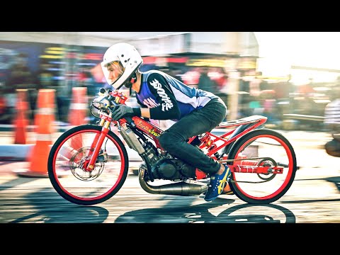 Start Video Thailands Insane Motorbike Races 