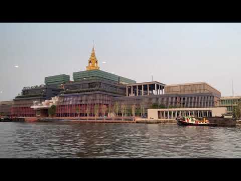 Start Video Vorbeifahrt auf dem Chao-Phraya 