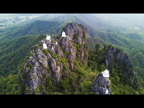 Wat Chalermprakiat - Lampang - Chiang Mai Video
