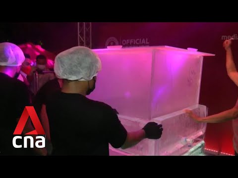 Start Video World Record for largest Negroni cocktail 