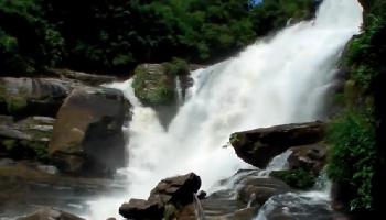 Mae Klang Waterfall - Chiang Mai Video