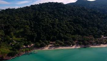 Die Insel und Atrraktionen von oben - Koh Chang Video