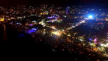 Phuket Patong in der Nacht von oben - Phuket Video