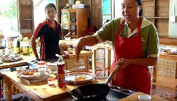 Kochkurse in gehobenem Ambiente - Chiang Mai Video