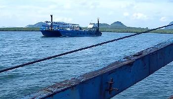 Autofähre vom Festland nach Lanta - Krabi Video