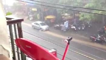 Wenn es denn mal regnet, dann heftig - Koh Chang Video
